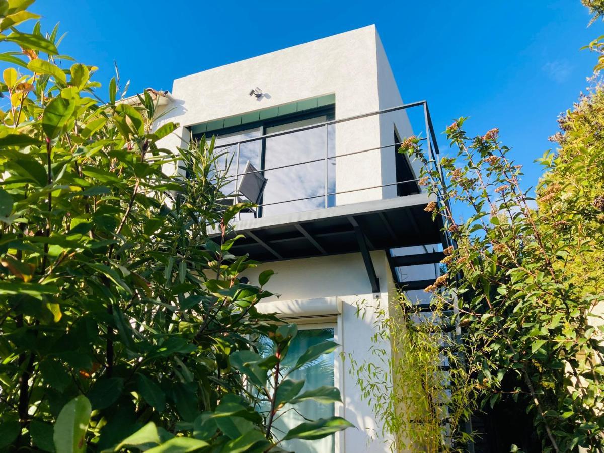 Le Cube Lägenhet Boulouris-sur-Mer Exteriör bild